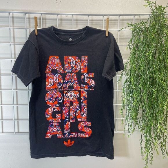 Adidas - Graphic Tee - Picture 1 of 4